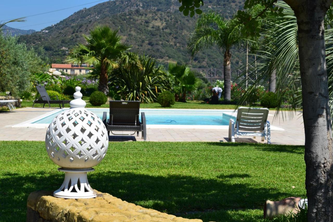 Taormina Villa Ibiscus Alcantara Gaggi Екстериор снимка